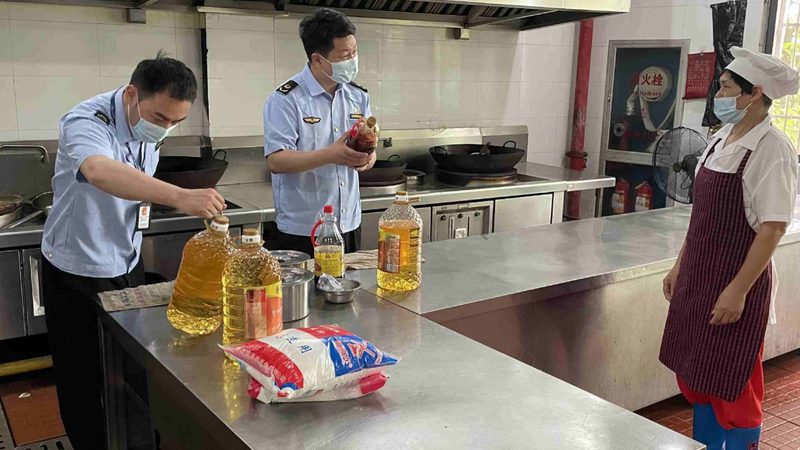 火锅底料定制：揭秘定制化火锅底料的制作工艺与优势
