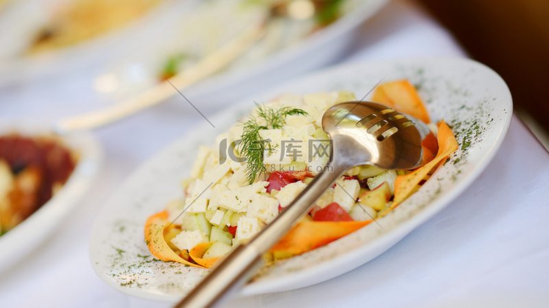烘焙食品与休闲食品防腐剂差异解析